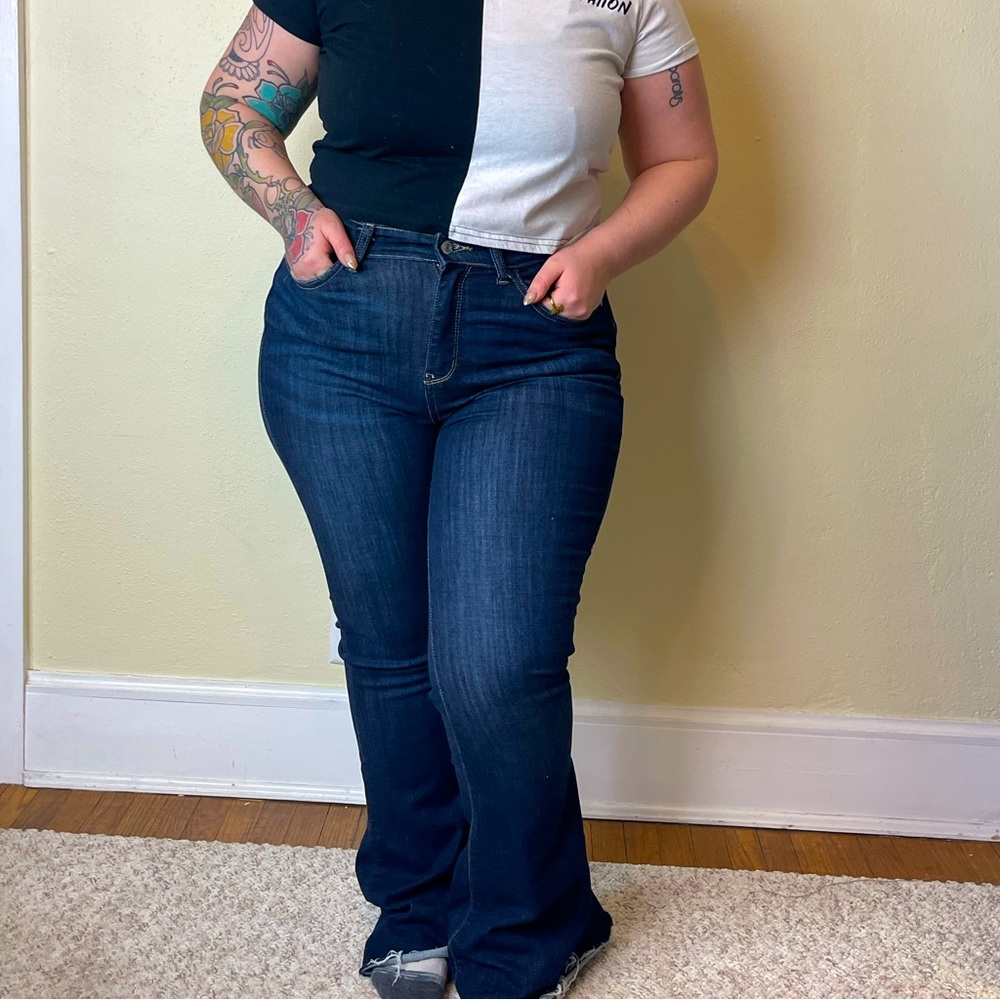 Judy Blue Flares size 30 EUC